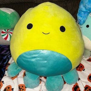 nwt orphie the octopus squishmallow